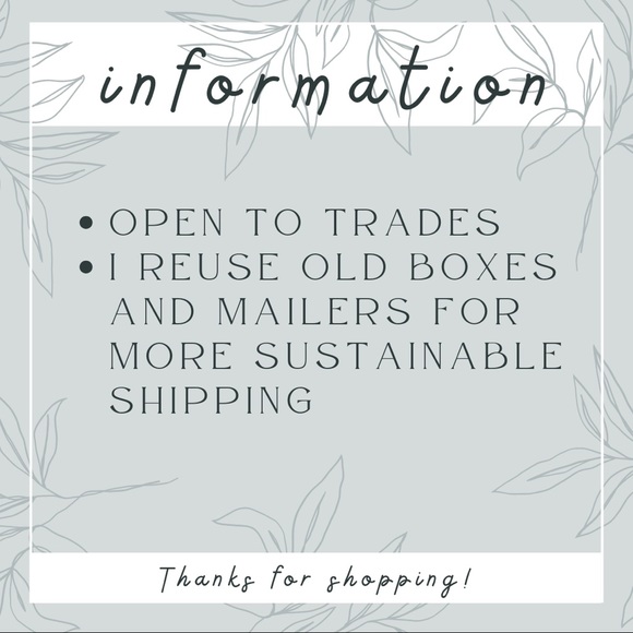 Black and white hooded vest - Picture 8 of 8